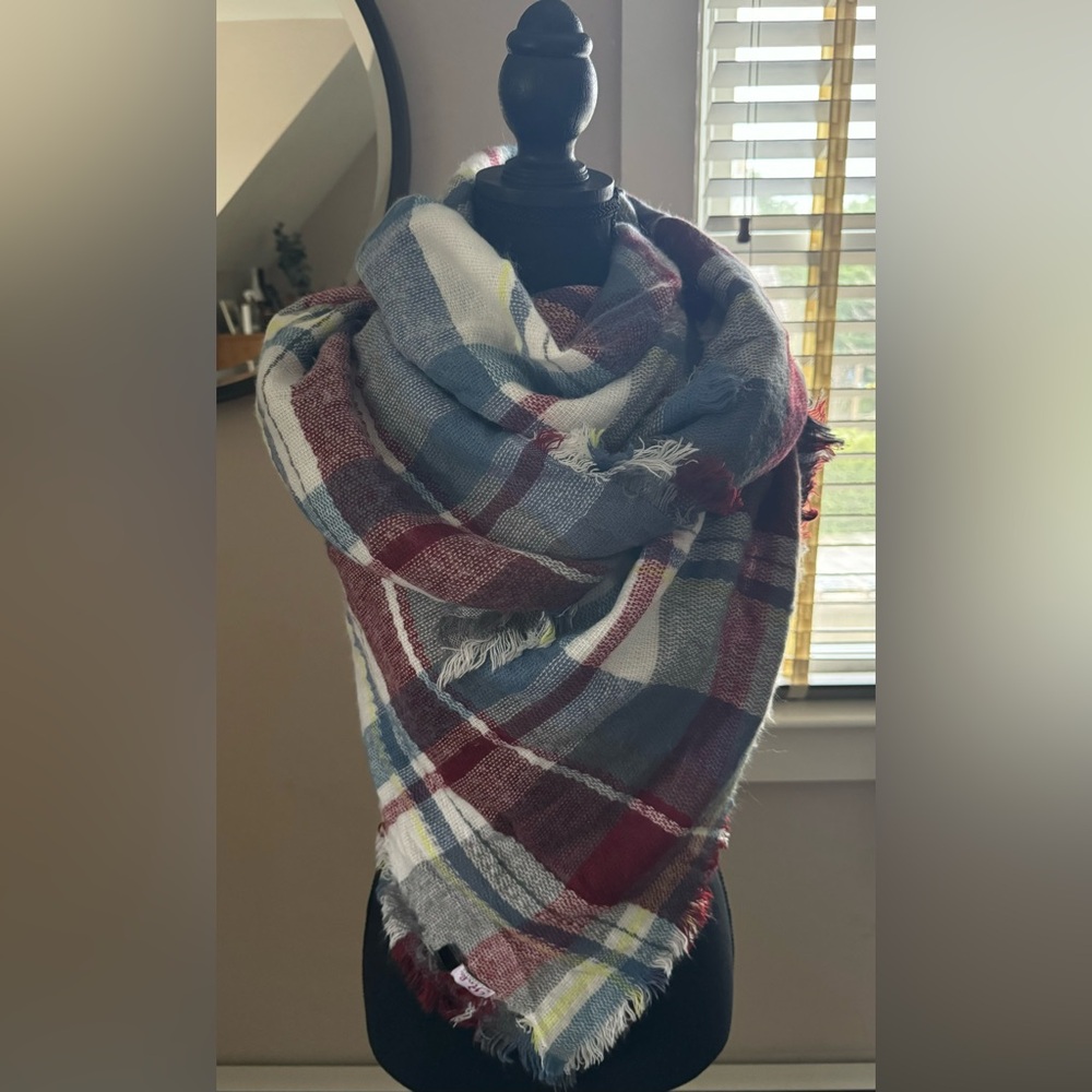 Pink Pineapple women’s soft‎ stylish blanket scarf wrap one size
